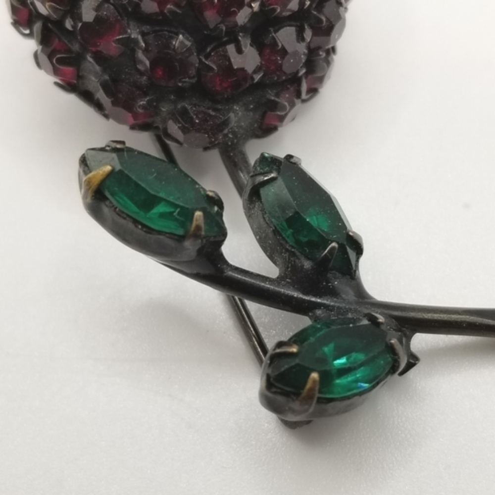 Warner Vintage Cherry Brooch Pin Japanned Rhinestone Black Back Fruit 3D Red - Picture 8 of 15